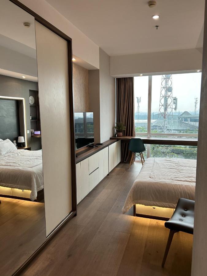 U Residence 2 Studio Apartment Pool View Tangerang Esterno foto