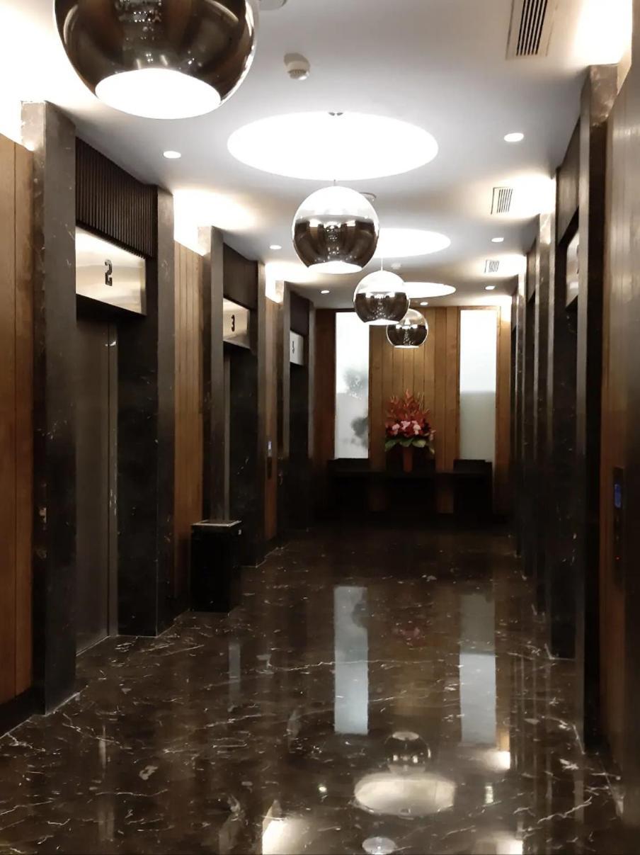 U Residence 2 Studio Apartment Pool View Tangerang Esterno foto